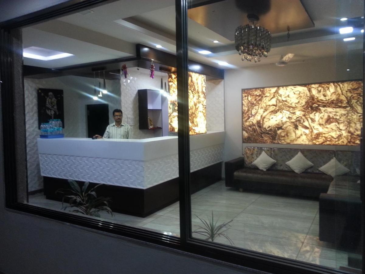 Hotel Sai Suraj Park 쉬르디 외부 사진