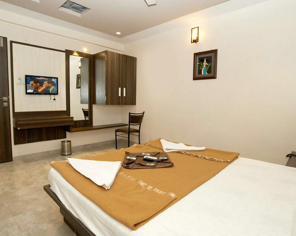 Hotel Sai Suraj Park 쉬르디 외부 사진
