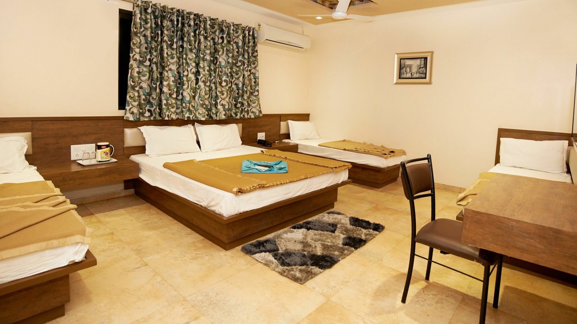 Hotel Sai Suraj Park 쉬르디 외부 사진