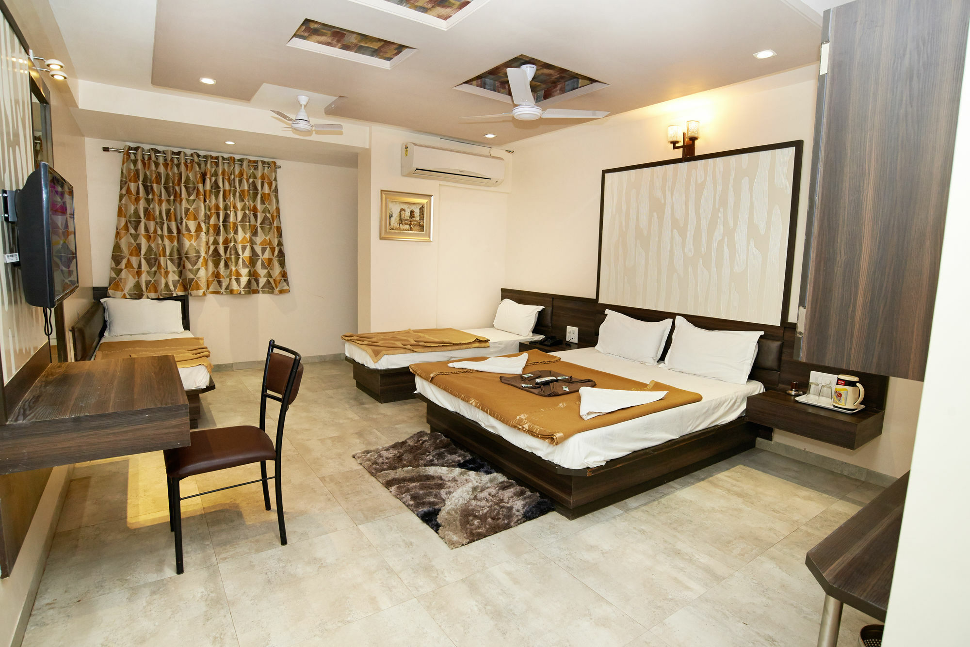 Hotel Sai Suraj Park 쉬르디 외부 사진